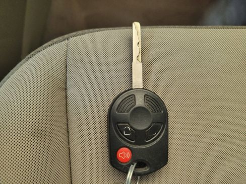 Used 2014 Ford Escape SE AWD/4WD image 32