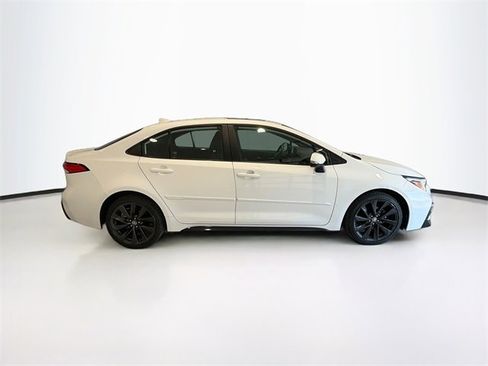 Certified 2023 Toyota Corolla SE w/ SE Premium Package image 7