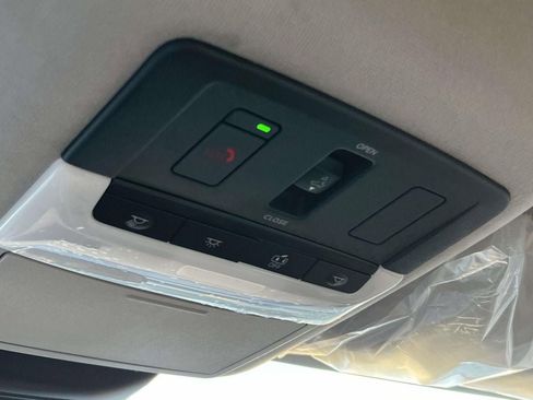 New 2025 Nissan Sentra SV w/ SV Premium Package image 12