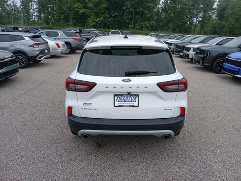 Used 2023 Ford Escape Active AWD/4WD image 4