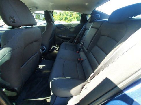 Used 2018 Chevrolet Malibu LT FWD image 9