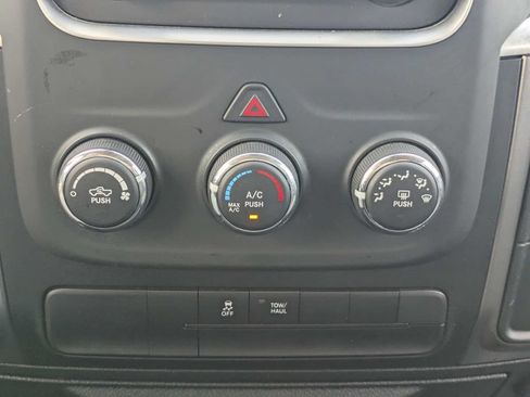 Used 2024 RAM 1500 Classic SLT RWD image 21