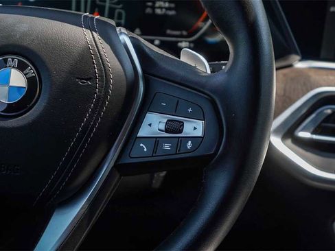 Used 2022 BMW X5 sDrive40i w/ Parking Assistance Package image 17