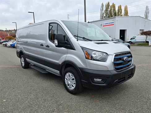 Used 2023 Ford E-Transit Low Roof image 3