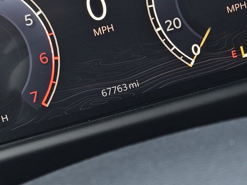 Used 2023 Jeep Wagoneer L Series III w/ Preferred Equipment Group image 13