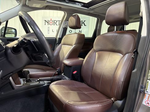 Used 2017 Subaru Forester 2.0XT Touring AWD/4WD image 9