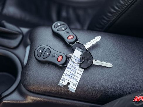 Used 2000 Plymouth Prowler image 76