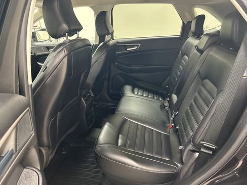 Used 2022 Ford Edge SEL w/ Convenience Package image 24