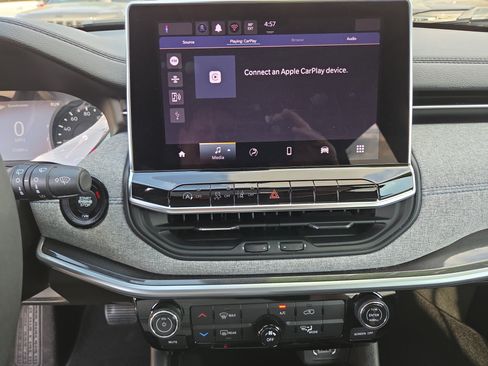 Certified 2022 Jeep Compass Latitude AWD/4WD image 26