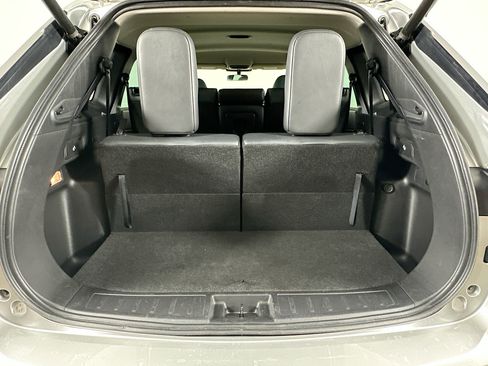 Used 2023 Mitsubishi Outlander SE image 29