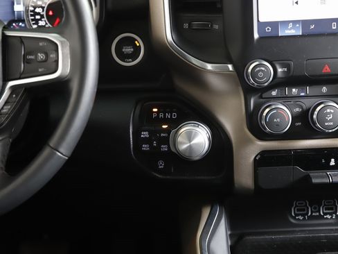 Used 2022 RAM 1500 Laramie image 16