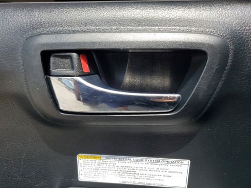 Used 2016 Toyota Tacoma 2WD Double Cab image 20