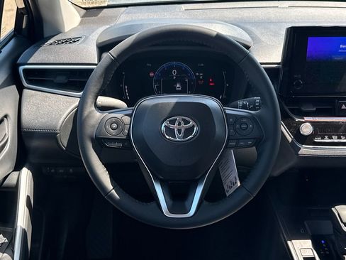 New 2026 Toyota Corolla Cross LE AWD/4WD image 12