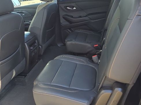 Used 2021 Chevrolet Traverse Premier w/ Redline Edition AWD/4WD image 7