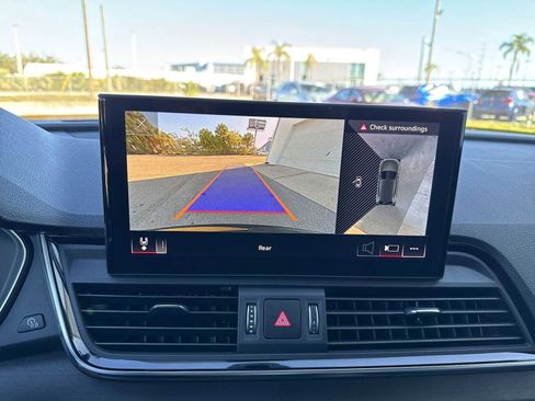 Used 2023 Audi Q5 Premium Plus image 29