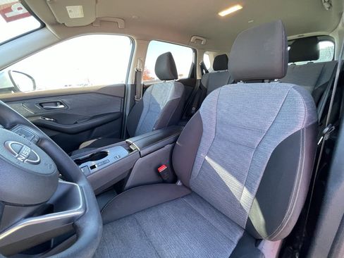 Used 2023 Nissan Rogue SV image 22