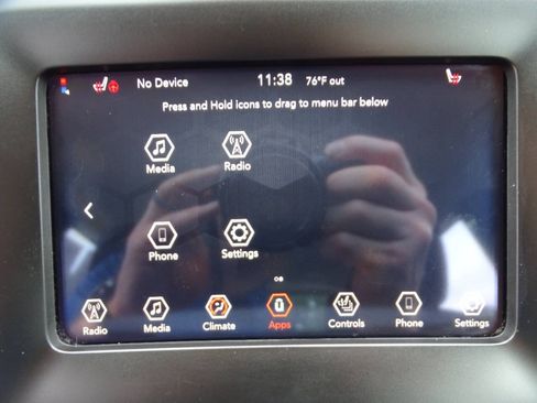 Used 2019 Jeep Cherokee 4WD Latitude w/ Cold Weather Group image 21