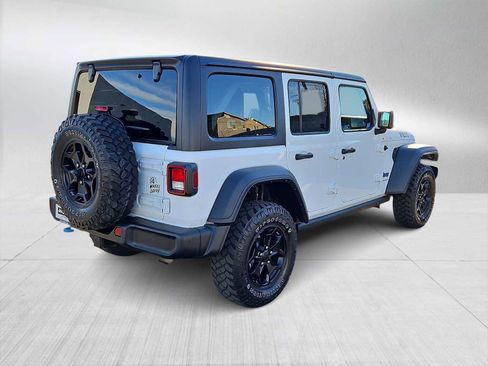 Used 2023 Jeep Wrangler Unlimited w/ Cold Weather Group image 8