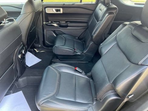 Used 2022 Ford Explorer ST w/ ST Street Pack AWD/4WD image 31