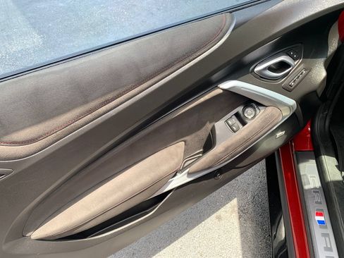 Used 2018 Chevrolet Camaro ZL1 RWD image 18