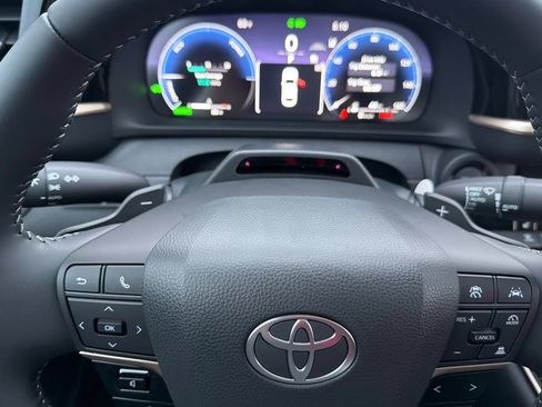 New 2026 Toyota Crown Platinum AWD/4WD image 19