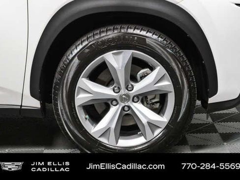 Used 2017 Lexus NX 300h AWD image 37