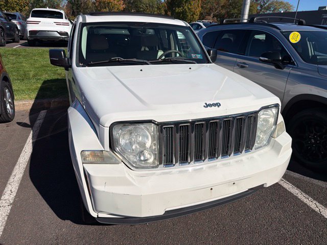 Used 2010 Jeep Liberty Limited AWD/4WD image 24