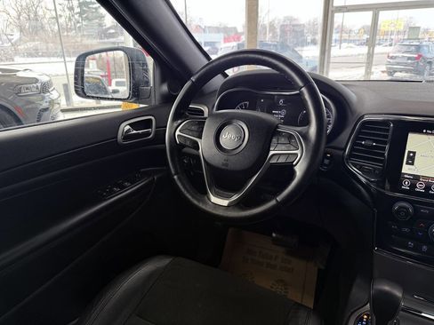 Used 2021 Jeep Grand Cherokee Laredo X image 43