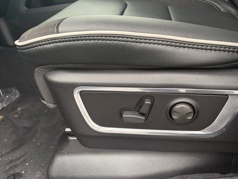 New 2026 RAM 1500 Laramie AWD/4WD image 16