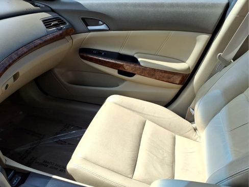 Used 2010 Honda Accord EX-L image 18