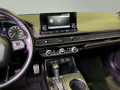Used 2023 Honda Civic Sport image 10