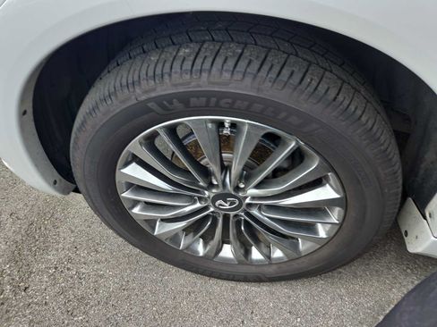 Used 2019 INFINITI QX80 Luxe w/ Proactive Package AWD/4WD image 8