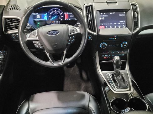 Used 2018 Ford Edge SEL w/ Equipment Group 201A AWD/4WD image 22