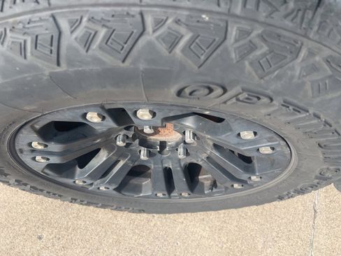 Used 2016 Toyota Tundra SR5 image 15