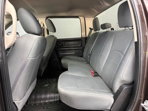 Used 2017 RAM 2500 Tradesman w/ Chrome Appearance Group AWD/4WD image 10