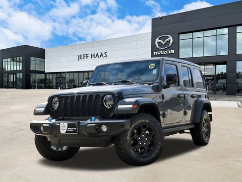 Used 2023 Jeep Wrangler Unlimited w/ Sun & Screen Package image 1