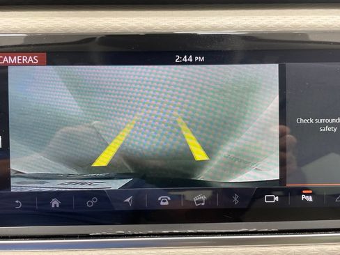 Used 2019 Land Rover Range Rover Velar S AWD/4WD image 33