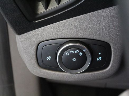 Used 2022 Ford Transit Connect XL image 10