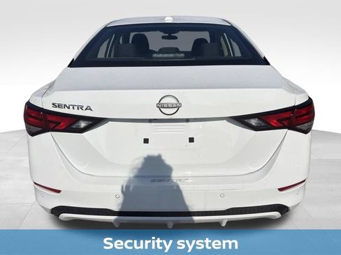 Used 2025 Nissan Sentra SV FWD image 16