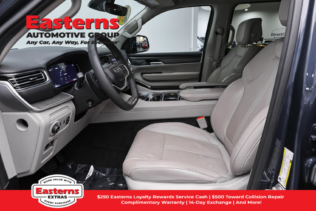 Used 2024 Jeep Wagoneer Series II AWD/4WD image 15