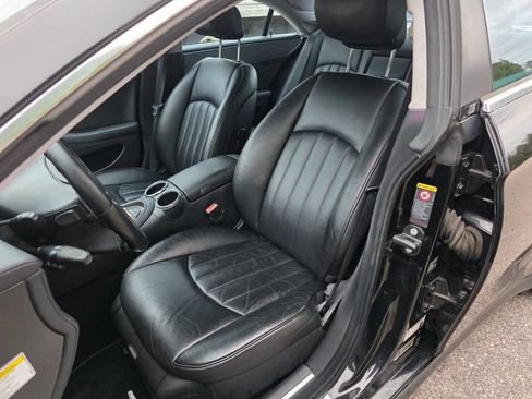 Used 2006 Mercedes-Benz CLS 500 w/ AMG Sport Pkg image 13