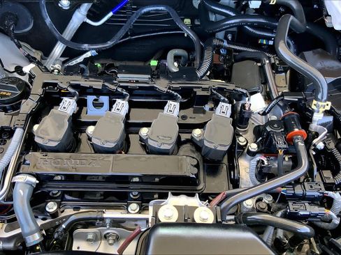 Used 2025 Honda CR-V EX-L image 32