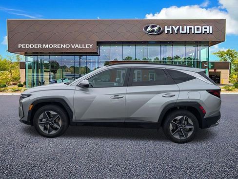 Certified 2025 Hyundai Tucson SEL AWD/4WD image 6