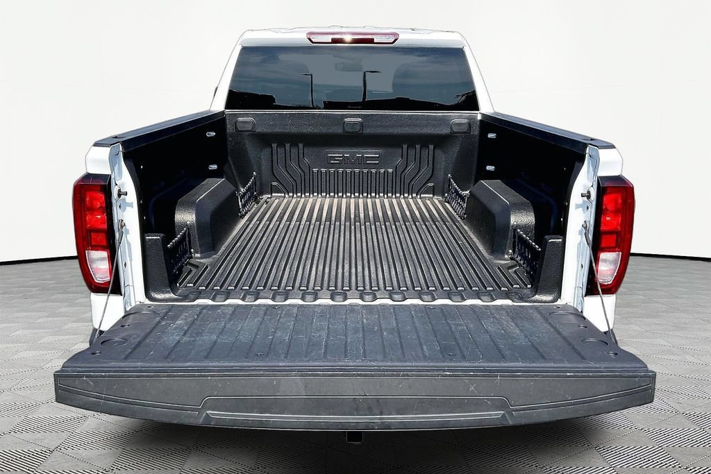 Used 2025 GMC Sierra 1500 Elevation AWD/4WD image 7