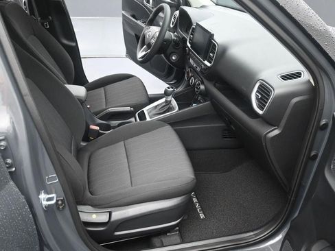New 2026 Hyundai Venue SE image 33