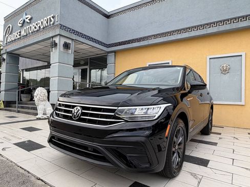 Used 2023 Volkswagen Tiguan SE FWD image 9