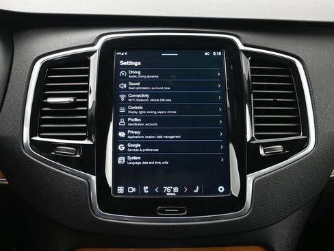 Used 2024 Volvo XC90 B5 Plus w/ Protection Package Premier image 15