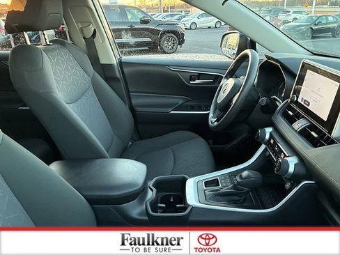 Certified 2024 Toyota RAV4 XLE w/ Convenience Package image 22