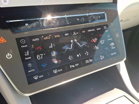 Used 2026 Maserati Grecale Modena AWD/4WD image 14