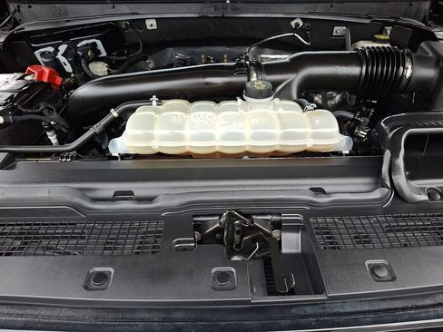 Used 2024 Ford Expedition Limited image 29